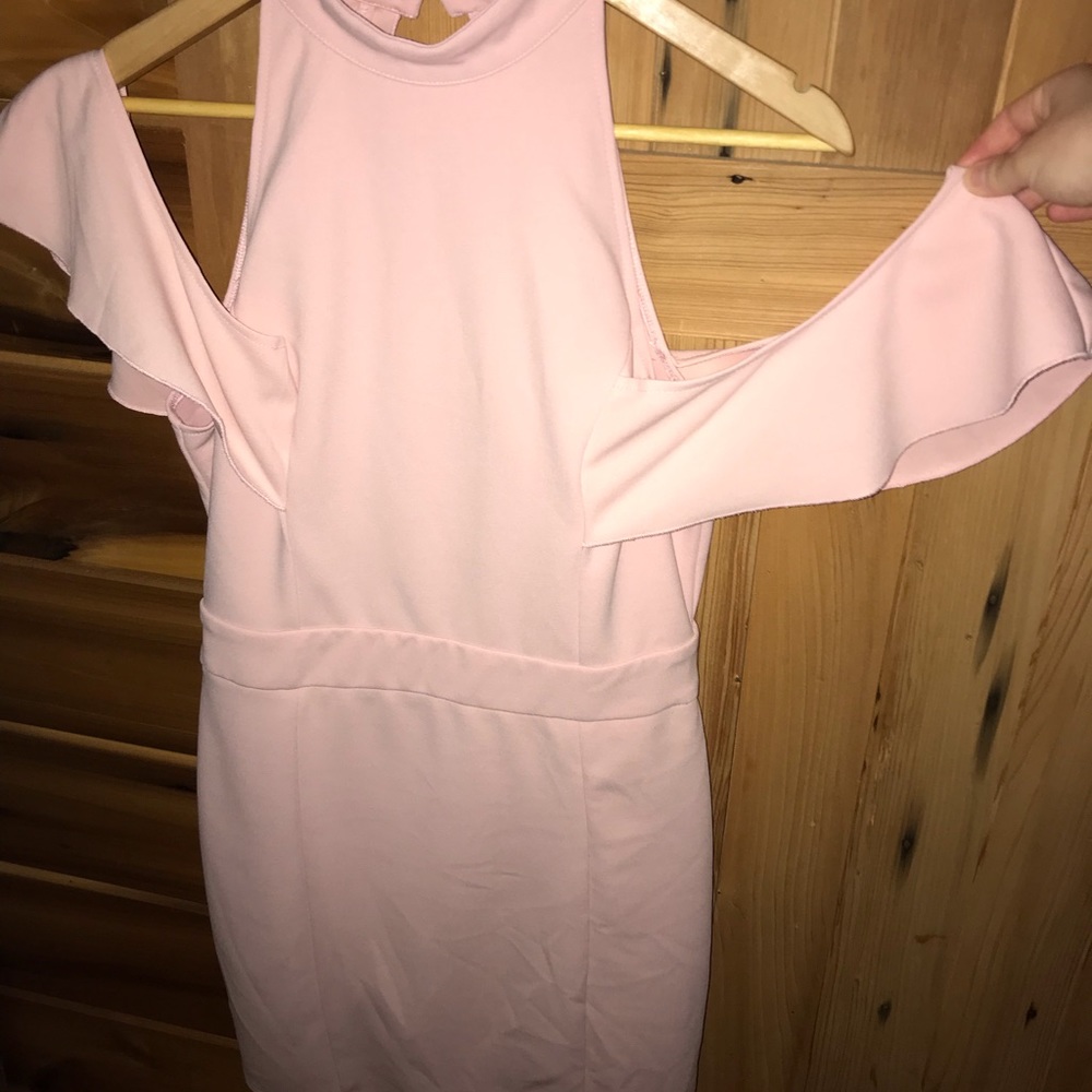 Missguided off the shoulder body con